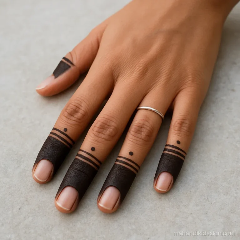 Easy mehandi with solid fingertip fills and thin finger lines